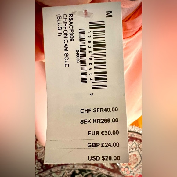 Cute Chiffon Camisole-Med-Never Used. Great to wear w/jeans, by American Apparel - Picture 10 of 11